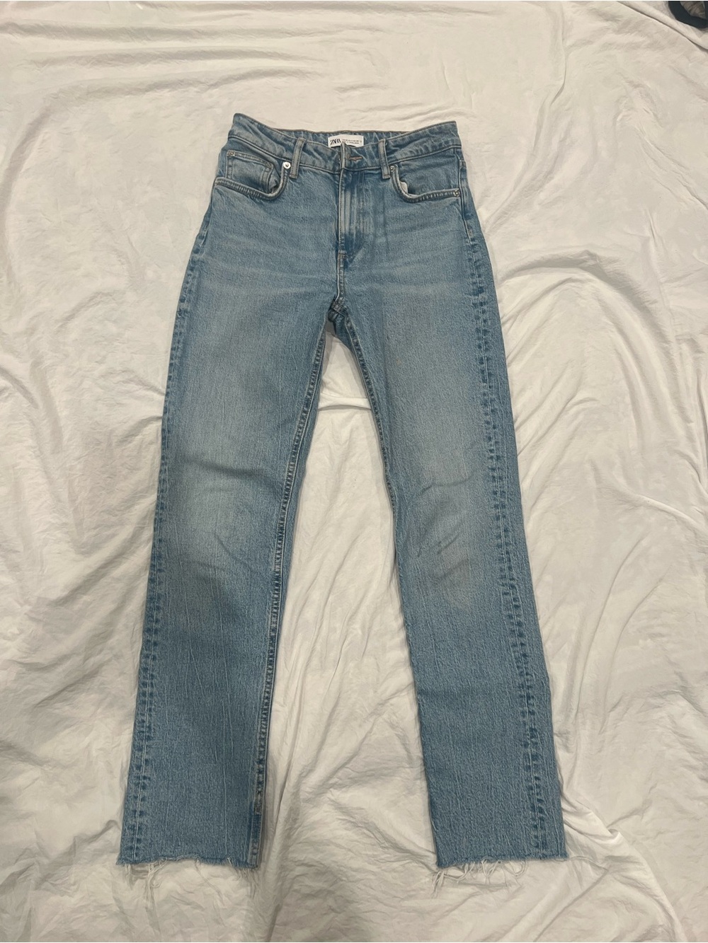 Zara Women's Light Blue Straight-Leg Jeans